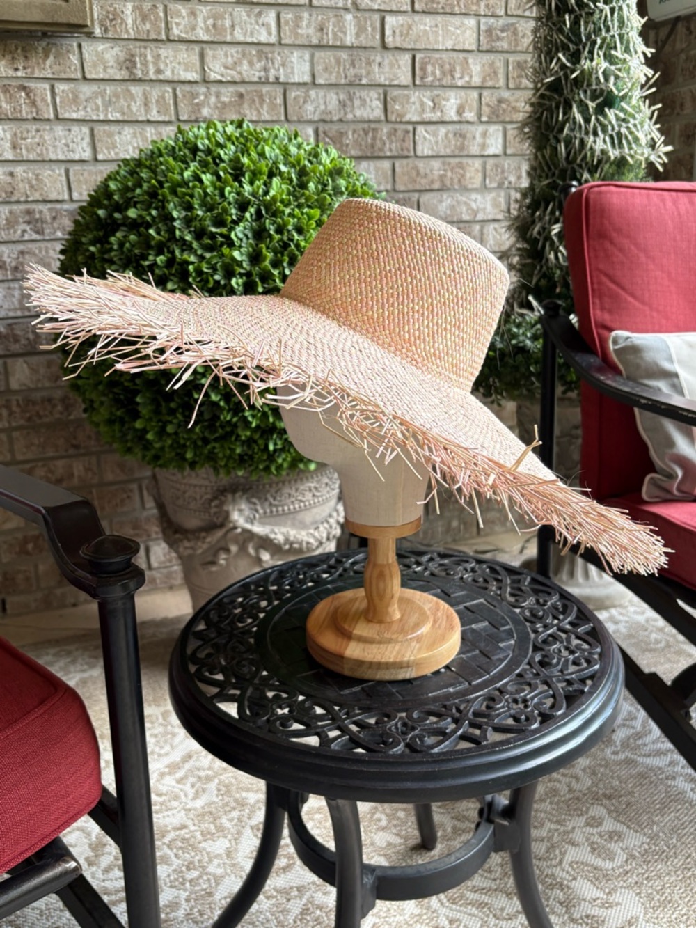 NWT- Eugenia Kim Pink Fringe Wide-Brim Straw Hat - Picture 2 of 4